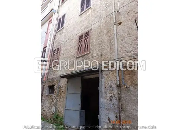 Abitazione di tipo popolare in Cortile delle Milizie, 3, 90044 Carini PA, Italia - 1