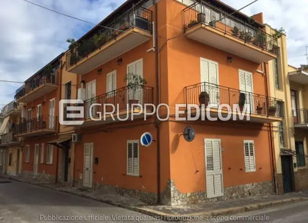 Abitazione di tipo ultrapopolare in in Via San Martino della Battaglia n. 62 angolo Via Bondifè 140 - 1