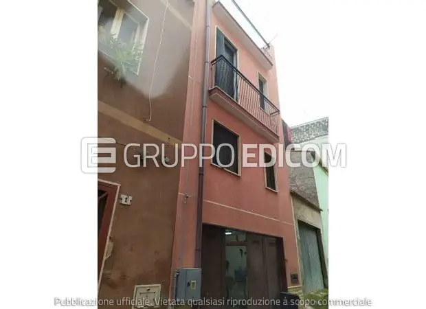 Abitazione di tipo economico in Via N. Bixio - Ronco I n. 3 - Via Mazzini Ronco XI n. 2 - 1
