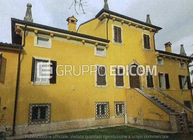 Stalle, scuderie, rimesse, autorimesse in frazione San Giorgio in Salici, Via Gaburri, 58 - 1