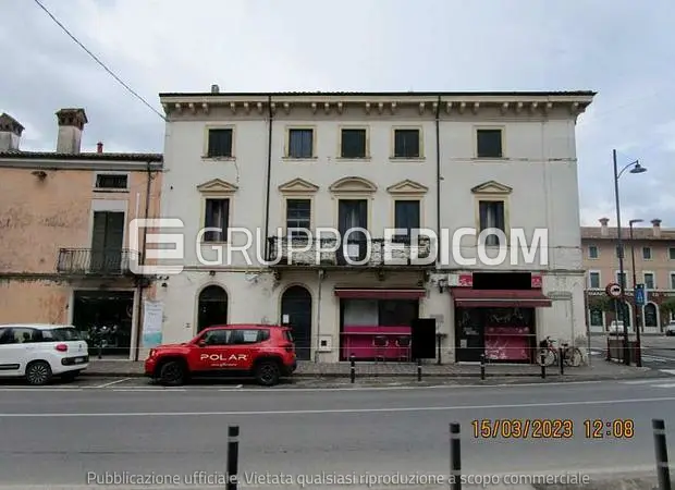 Abitazione di tipo economico in Corso Cesare Battisti n. 6 - 1