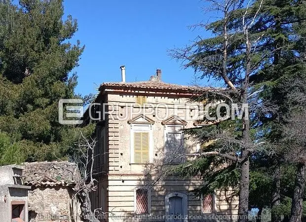 Fabbricato in Corigliano-Rossano, ex area urbana di Rossano - 1