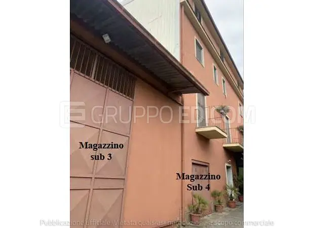 Magazzini e locali di deposito in via Tommaso Campanella, 64 - 1
