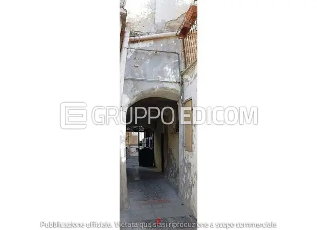 Abitazione di tipo popolare in Vico Sant'Eframo Vecchio n. 31 - 1