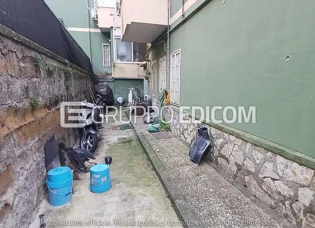 Abitazione di tipo economico in Via Consalvo, 150, 80125 Napoli NA, Italia - 1