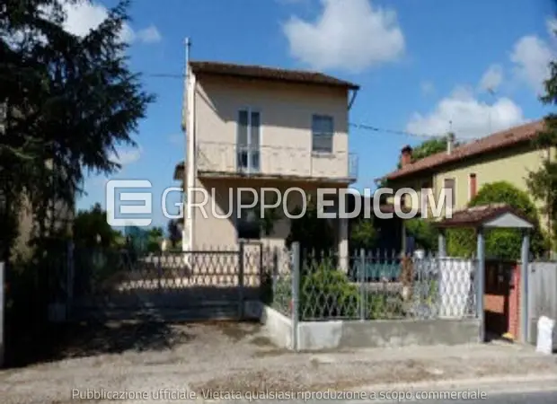 Abitazione di tipo civile in Frazione Villafranca, Via XIII Novembre 1944 n. 79 - 1