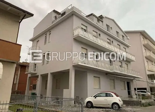 Albergo e pensione in Torre Pedrera, in Viale Lazzaro Papi, 15/17 - 1