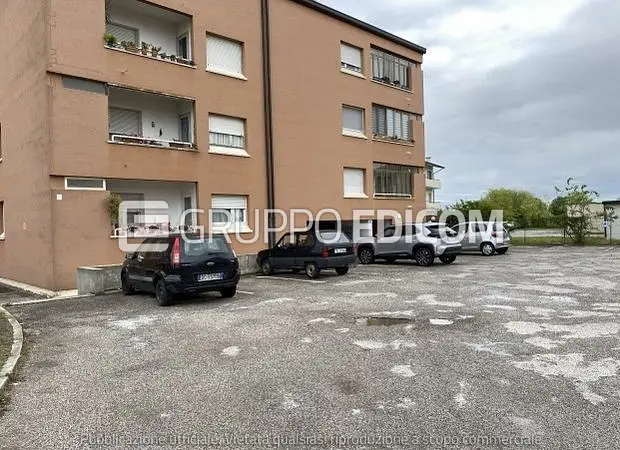 Abitazione di tipo economico in Via Boreana, 64 - 1