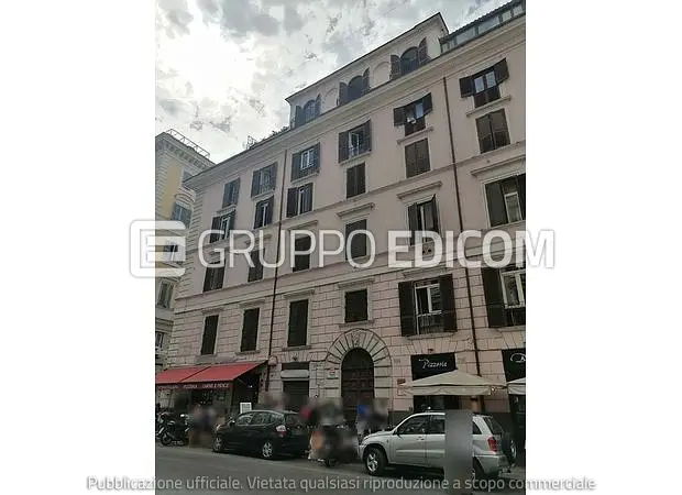 Abitazione di tipo civile in Via Cavour, 294, 00184 Roma RM, Italia - 1