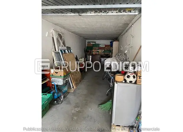 Garage o autorimessa in Via G. Bosis, 19, 24020 Scanzorosciate BG, Italia - 1