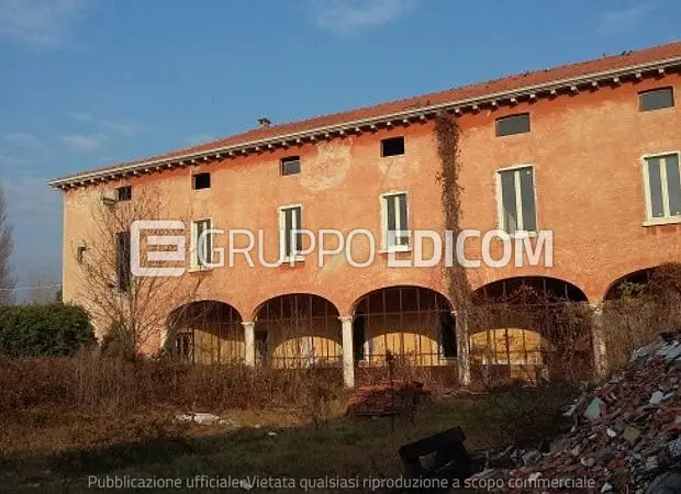 Edifici a destinazione particolare in via Solferino, 28 - 1