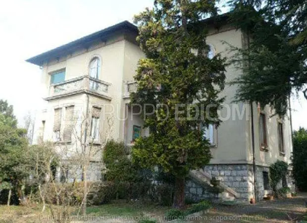 Appartamento in Via Buozzi 12 - 1