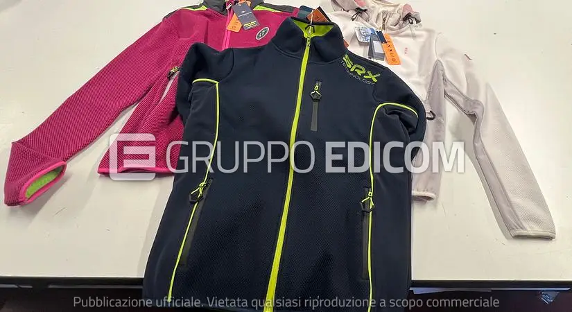 Abbigliamento e accessori - 1